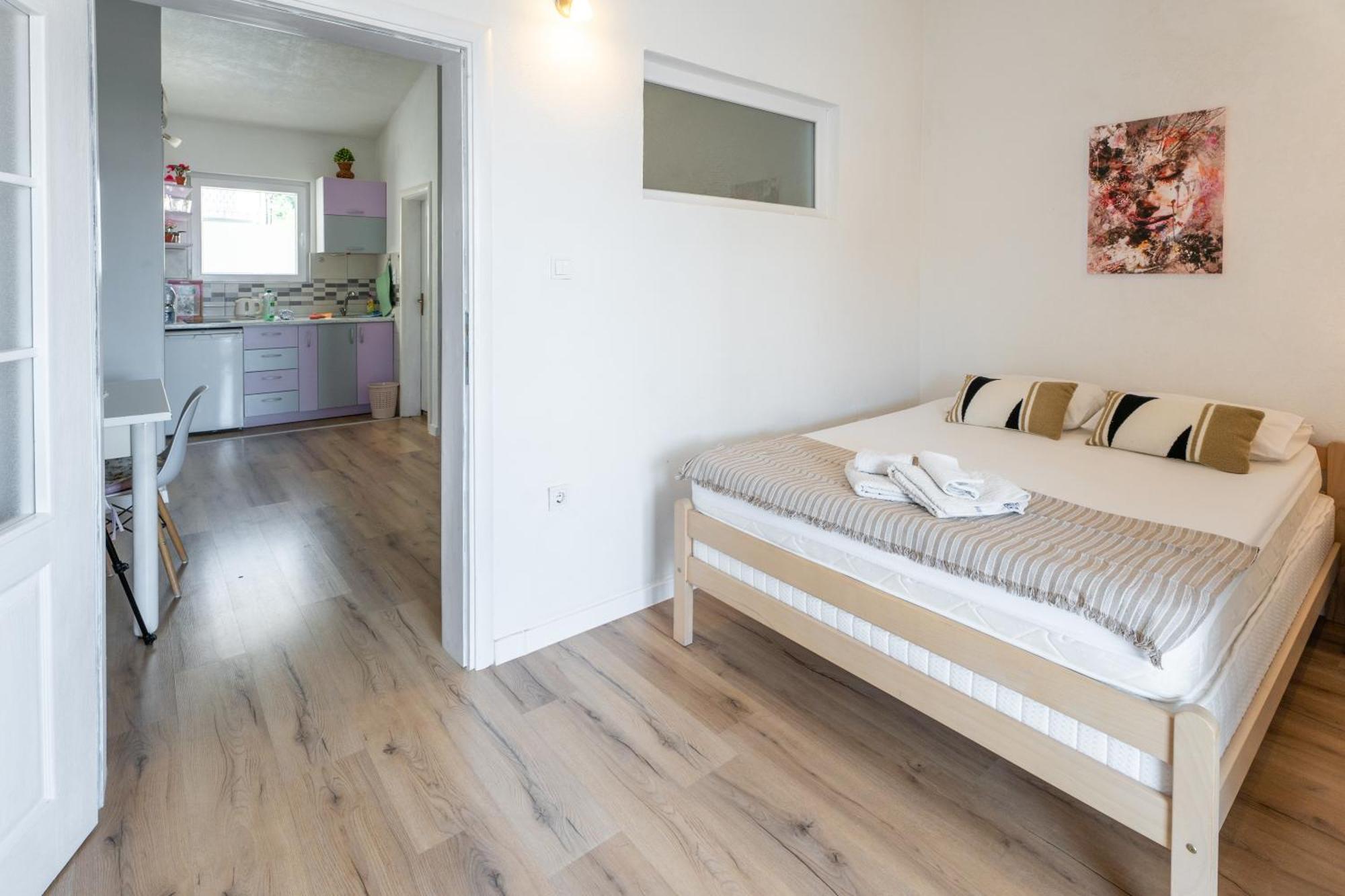 באר Apartments Miki מראה חיצוני תמונה