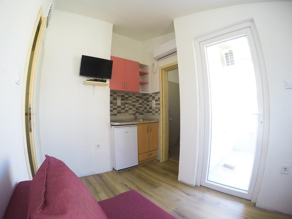 באר Apartments Miki מראה חיצוני תמונה