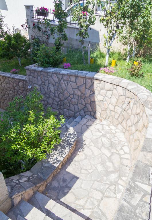 באר Apartments Miki מראה חיצוני תמונה