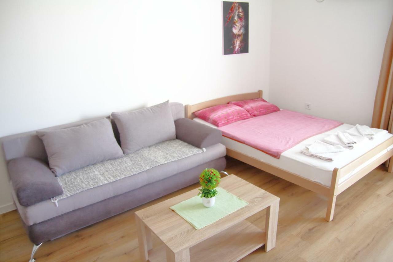 באר Apartments Miki מראה חיצוני תמונה