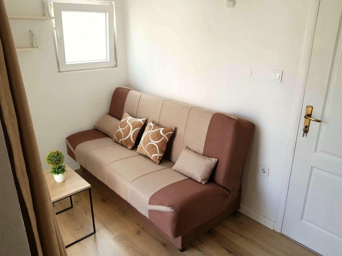 באר Apartments Miki מראה חיצוני תמונה